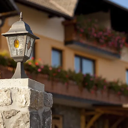 Lägenhet Tourist Farm Skrbina Otočec