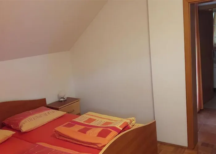 斯库比那观光农场公寓