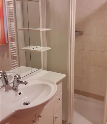 公寓 斯库比那观光农场公寓