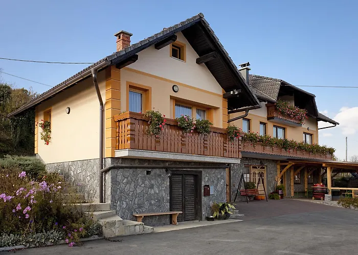 公寓 斯库比那观光农场公寓 奥托塞克