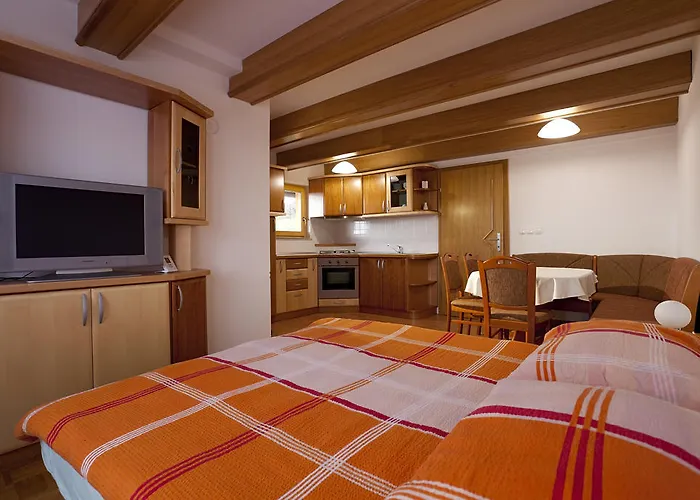 Apartment Tourist Farm Skrbina