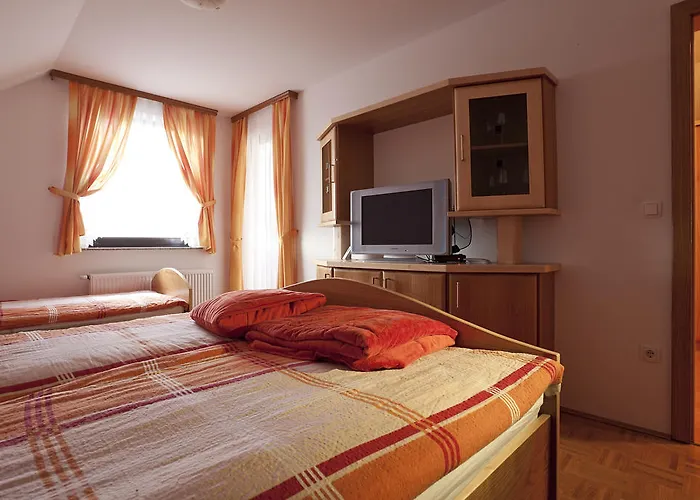 公寓 斯库比那观光农场公寓 *